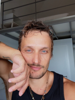 Portrait Ender Suenni